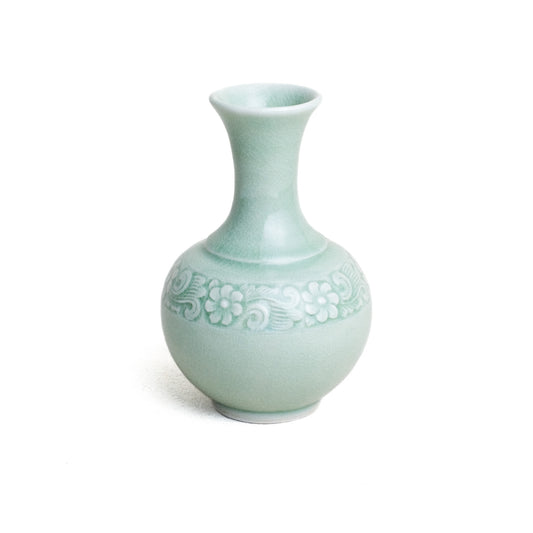 Phraphum Vase