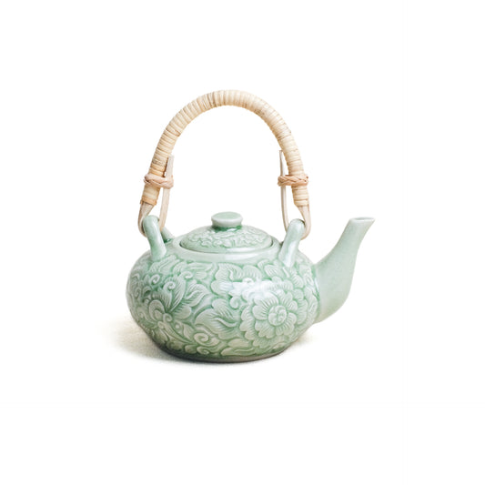 Tea Pot with Rattan Handle and Carved Pudtan Flower