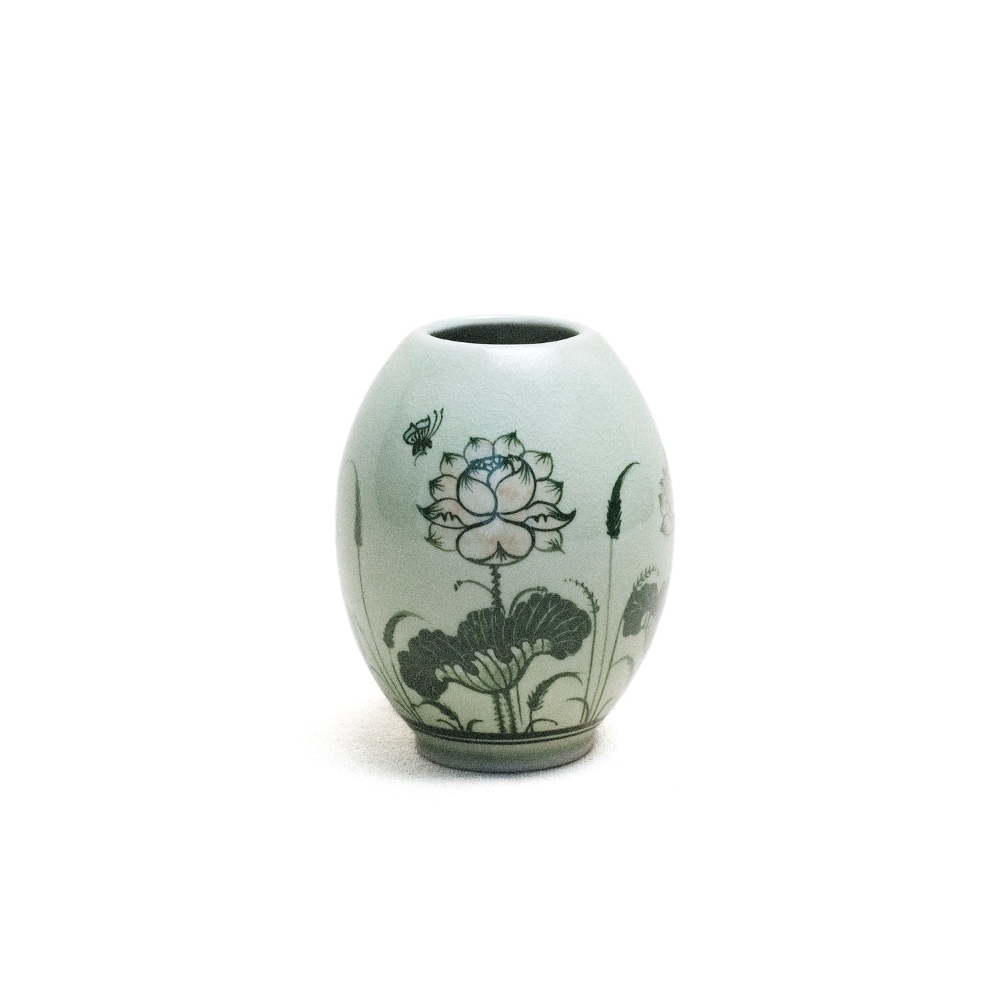 Vase, Oval Shape, Handpaint Lotus Pattern