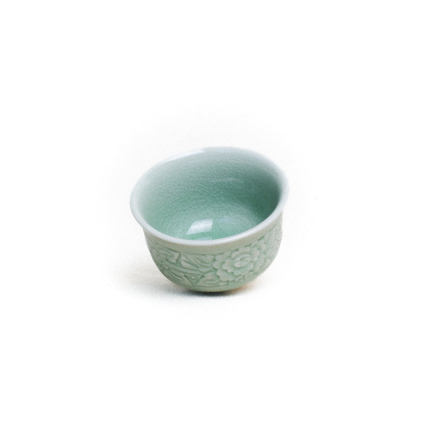 Tea Bowl with Carved Pudtan Flower