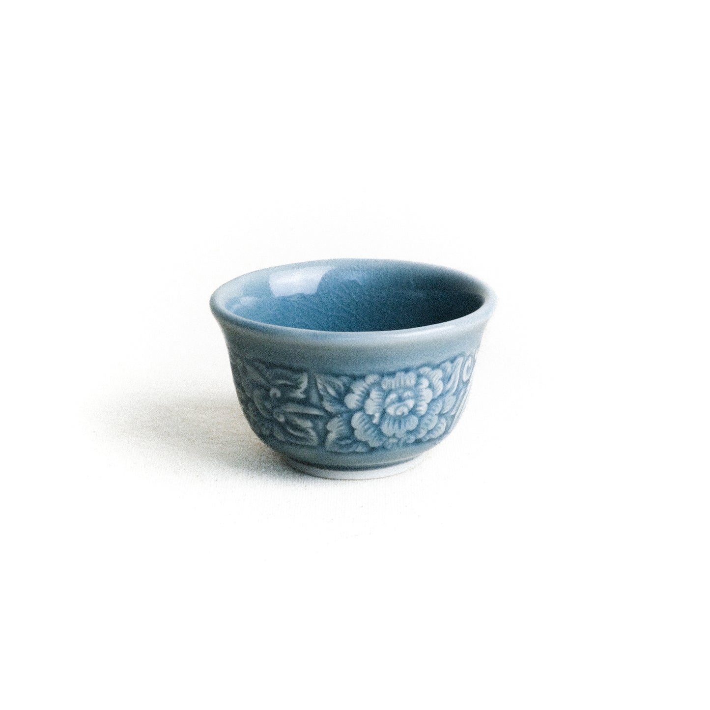 Tea Bowl with Carved Pudtan Flower