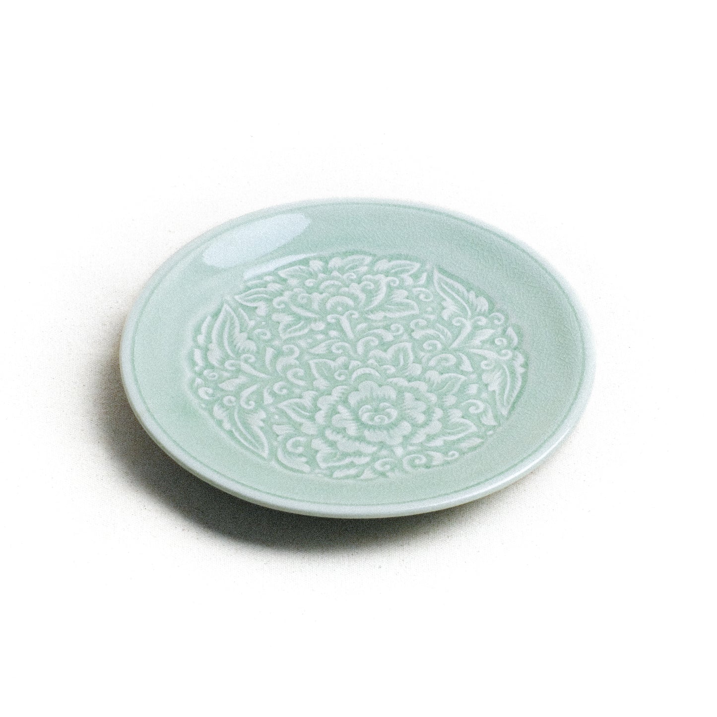 Side Plate with Carved Pudtan Flower