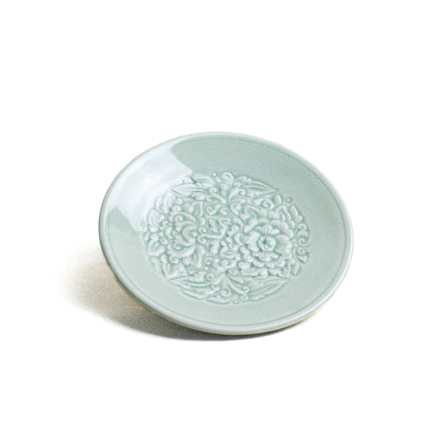 Side Plate with Carved Pudtan Flower